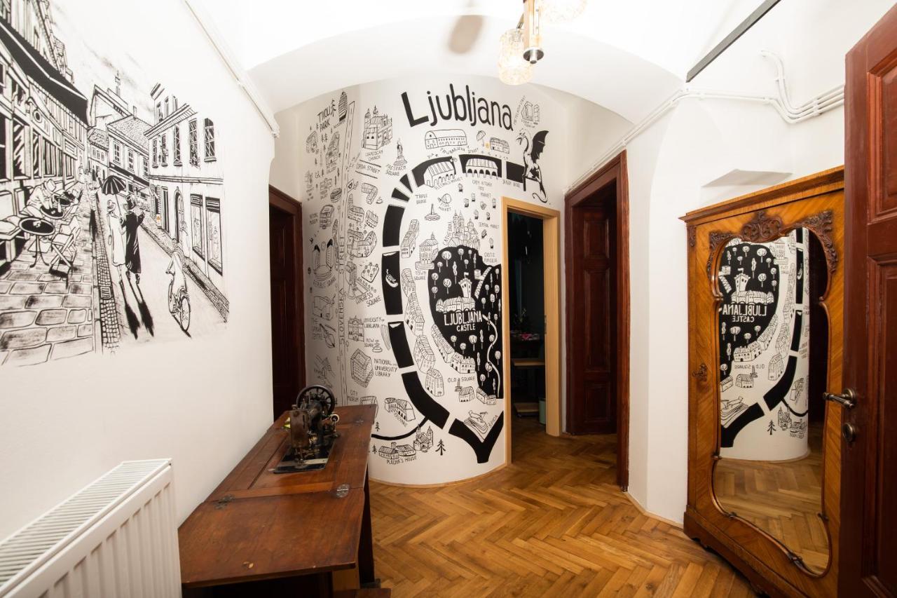 Deznik * Ljubljana