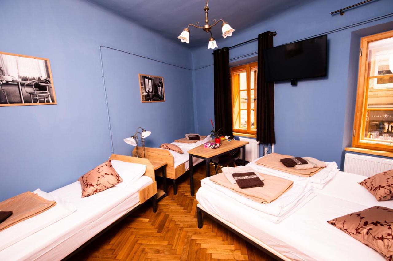 Hostel Deznik